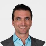 Portret van Benjamin Nollen, associate partner bij Xzellent