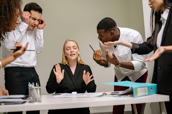 Waarom goede vragen meer impact hebben dan snelle oplossingen